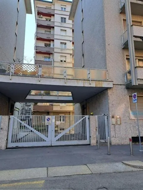 Appartamento 01 Monolocale Ristrutturato A Nuovo Milano Italy